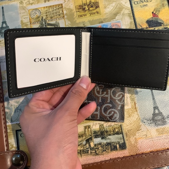 Coach Wallet - Picture 3 of 5